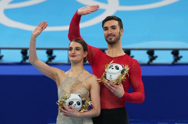 开云下载-帕帕达吉斯/西泽龙收复平昌失地 4年坚持终夺金