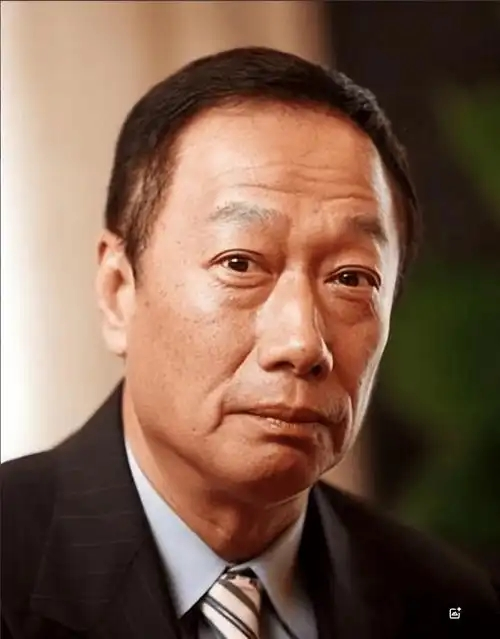 开云下载-富士康创始人郭台铭：“若两岸爆发冲突，我会誓死守护台湾”