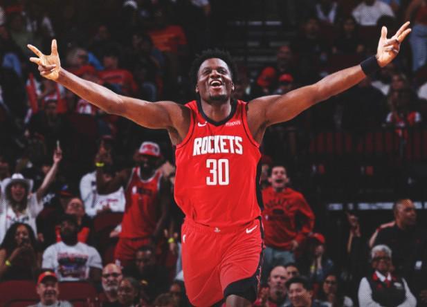 开云在线-作为火箭球员时隔6年再砍20+10，卡佩拉今日命中生涯首个三分